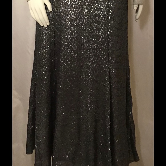 🆕NWOT! 2 Piece Sweater & Sequined Maxi Skirt - Picture 8 of 16